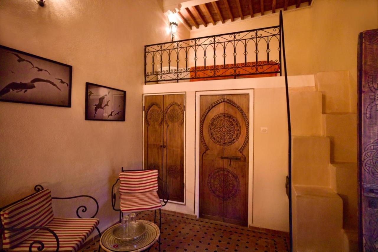 Отель Riad Laylati Эс-Сувейра Экстерьер фото