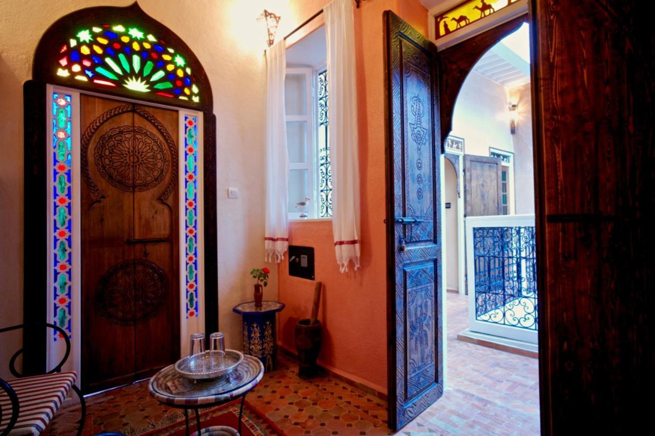 Отель Riad Laylati Эс-Сувейра Экстерьер фото