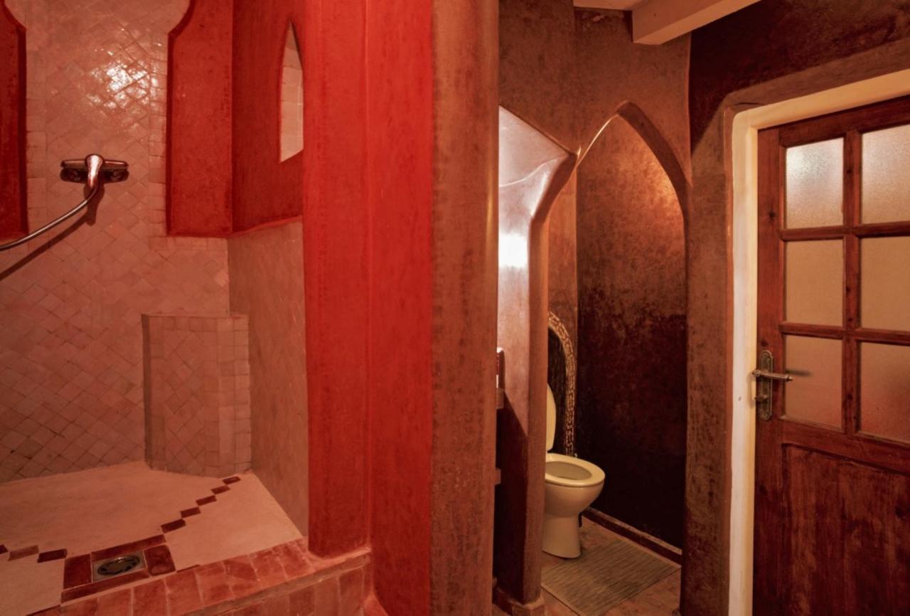 Отель Riad Laylati Эс-Сувейра Экстерьер фото