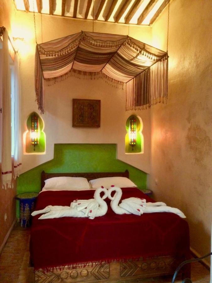 Отель Riad Laylati Эс-Сувейра Экстерьер фото