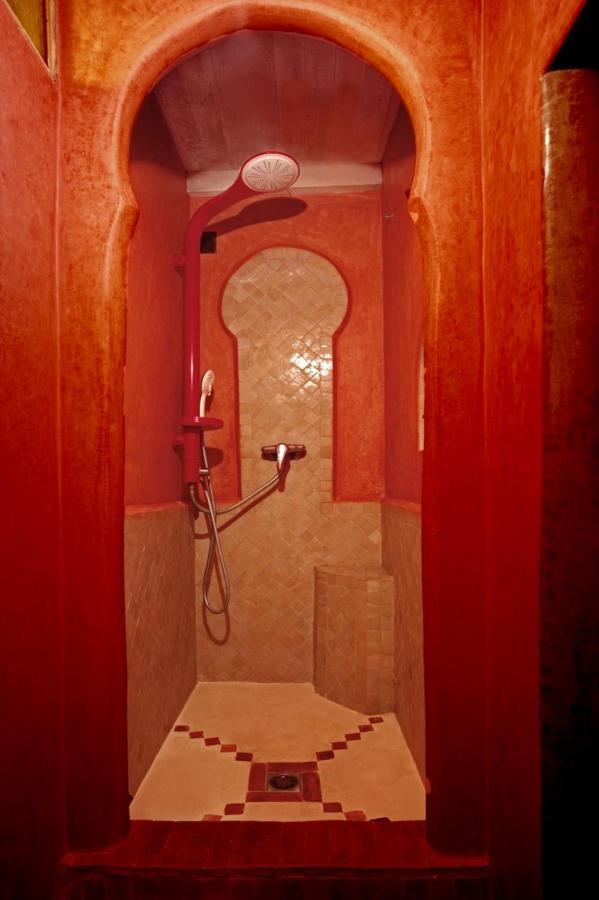Отель Riad Laylati Эс-Сувейра Экстерьер фото